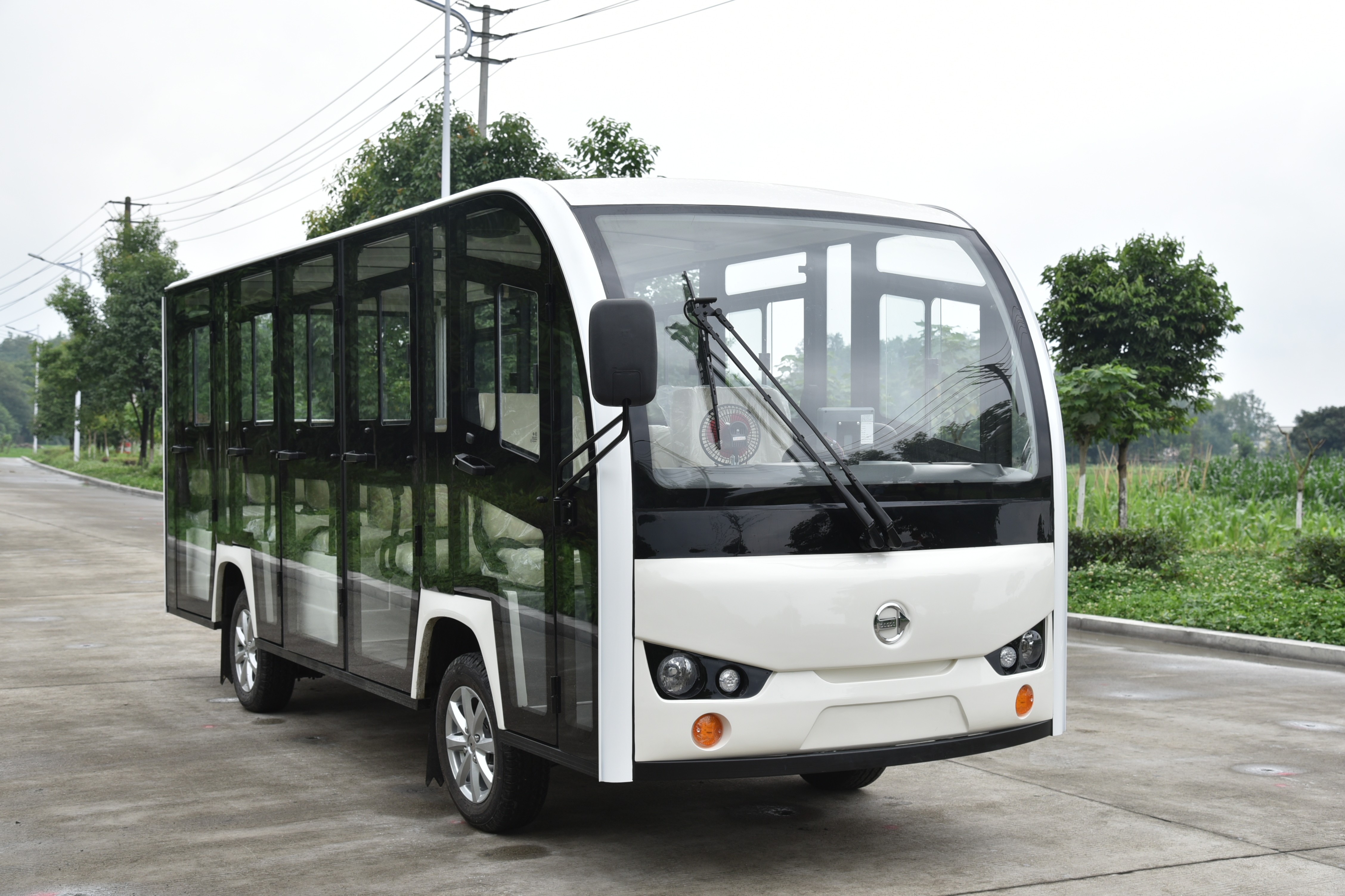 專業(yè)電動(dòng)巡邏車、電動(dòng)觀光車制造商